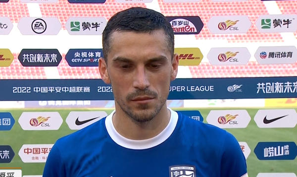 斯坦丘:平常训练完会有任意球加练 作为标王并没有太大的压力