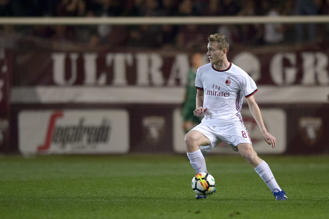 斯基拉:米兰将与波贝加续约至2026年,年薪涨至100万欧+奖金