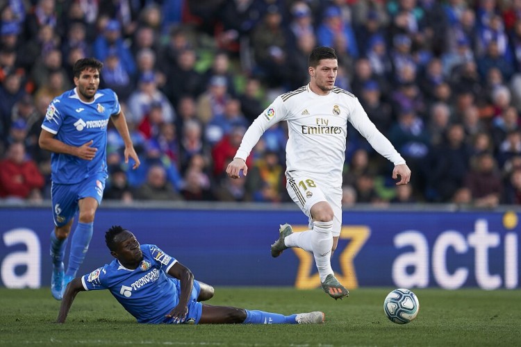 今夏是否有兴趣签约维奇?赫塔费主席:没有