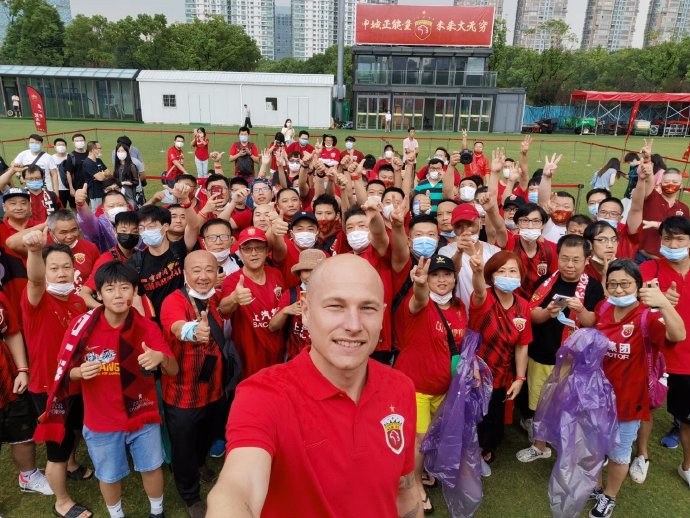 记者:海港外援穆伊圆梦世界杯,很可能将缺席本赛季大部分中超