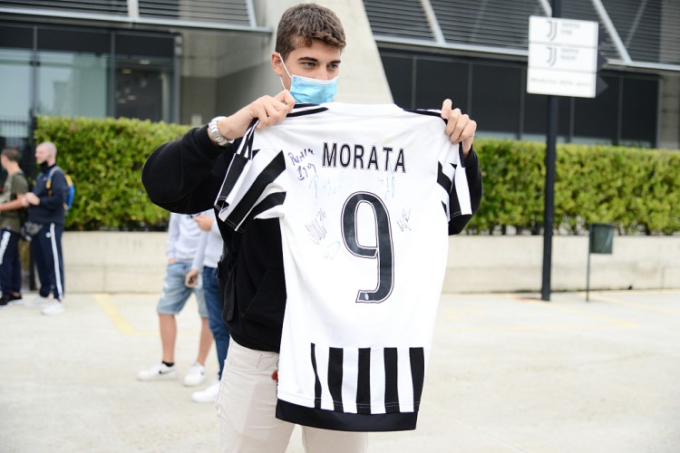 都体:尤文可能在未来几天再次与马竞会面,尝试留下莫拉塔