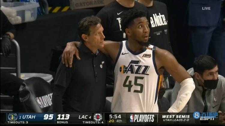 有记者称你拒接斯奈德电话?米切尔:本想不理 但请别再造谣了