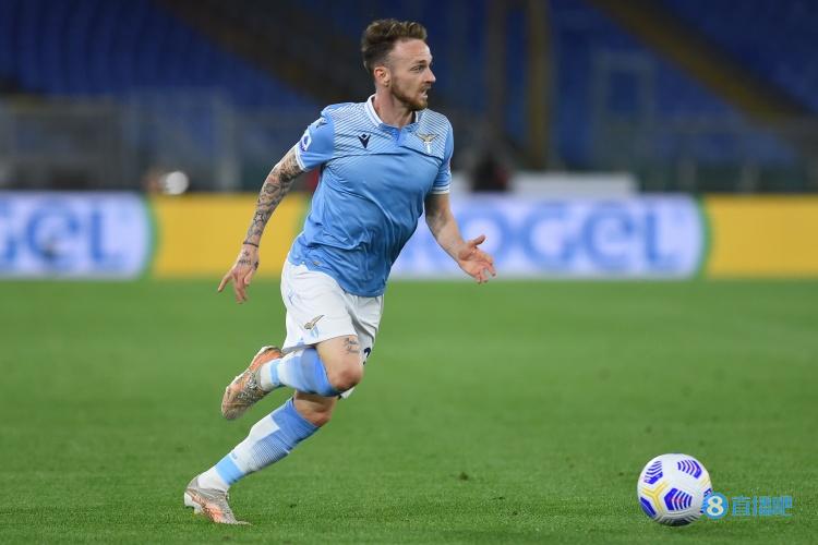 官方:拉扎里左侧腹股沟不适周一接受检查,未来几天内还将检查