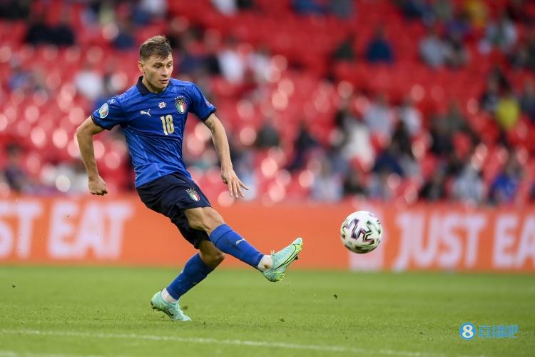 巴雷拉:会尽全力参加下届世界杯,穿上国家队球衣是一种荣誉