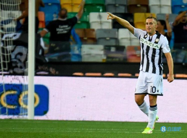 迪马济奥:那不勒斯想签德乌洛费乌,球员也愿意加盟