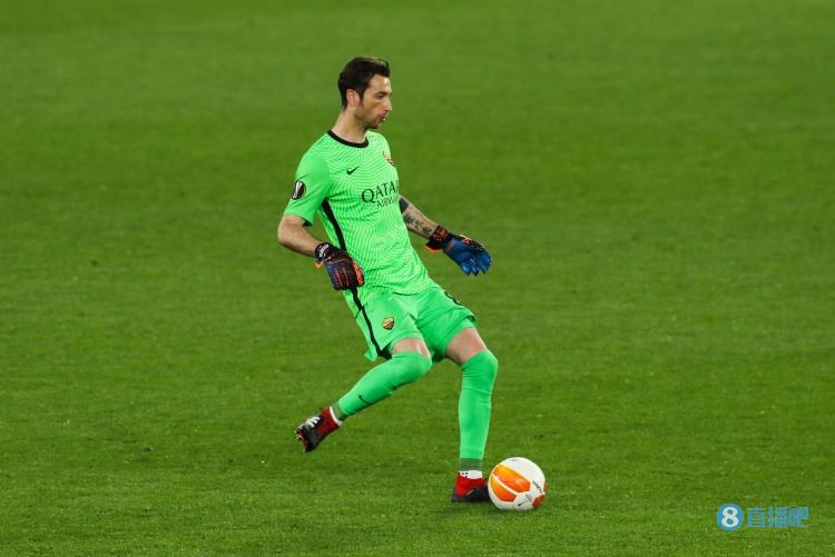 跟队记者:AC米兰可能将与米兰特续约一个赛季