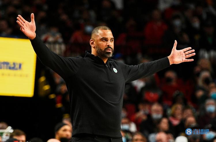 乌度卡:上半场两支球队表现均衡 勇士三节更好而我们末节更棒