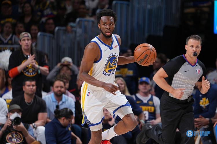 维金斯单个总决赛得到至少100分50篮板 勇士队史第3位!