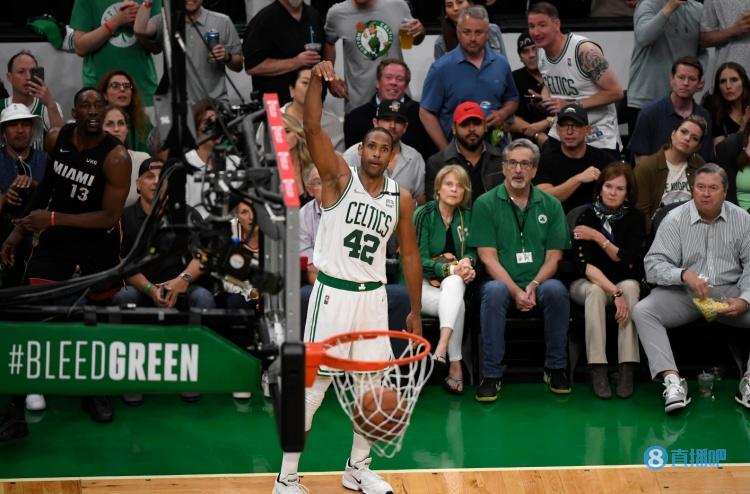 霍福德:休赛期我们有时间变得更强 对下赛季充满期待