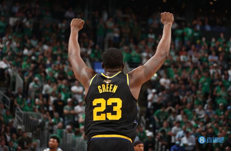 帕金斯:追梦展示了曼巴精神 最重要的一场比赛他提升了比赛水平