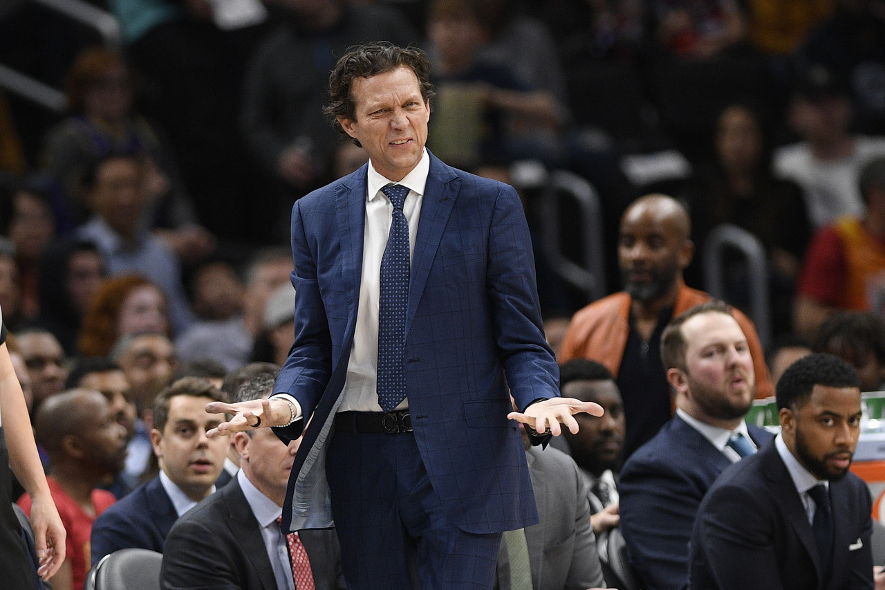 安吉:斯奈德马上会再就业 他会成为很受欢迎的主帅